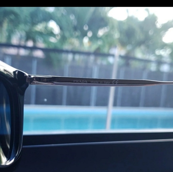 Prada sunglasses - Picture 7 of 7